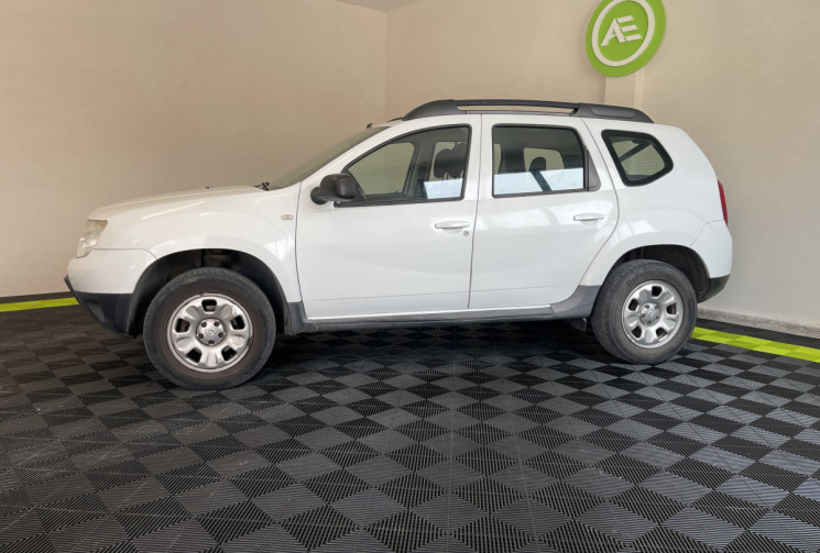 Dacia Duster I (H79) 1.5 dCi 110ch FAP Lauréate 4X2 + Attelage // Kit distribution neuf