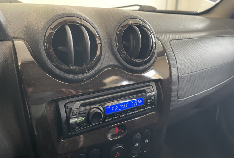 Dacia Duster I (H79) 1.5 dCi 110ch FAP Lauréate 4X2 + Attelage // Kit distribution neuf
