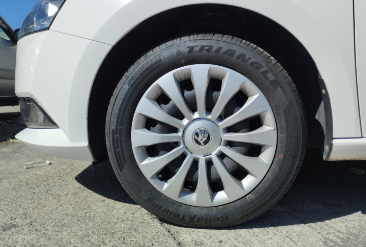 Skoda Fabia 1.0 MPI 60 BUSINESS