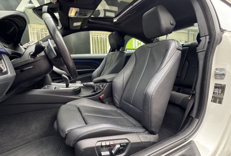 BMW Série 4 Coupé M Sport (F32) LCI 440i 3.0 326 ch Steptronic8 / Toit ouvrant / Suivi complet BMW 