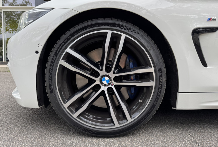 BMW Série 4 Coupé M Sport (F32) LCI 440i 3.0 326 ch Steptronic8 / Toit ouvrant / Suivi complet BMW 