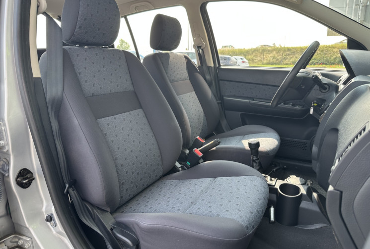 Hyundai GETZ 1.3 i 85cv GLS CLIM / 1ére main