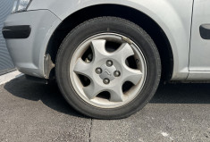 Hyundai GETZ 1.3 i 85cv GLS CLIM / 1ére main