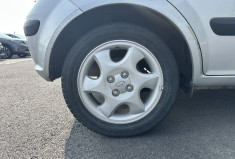 Hyundai GETZ 1.3 i 85cv GLS CLIM / 1ére main
