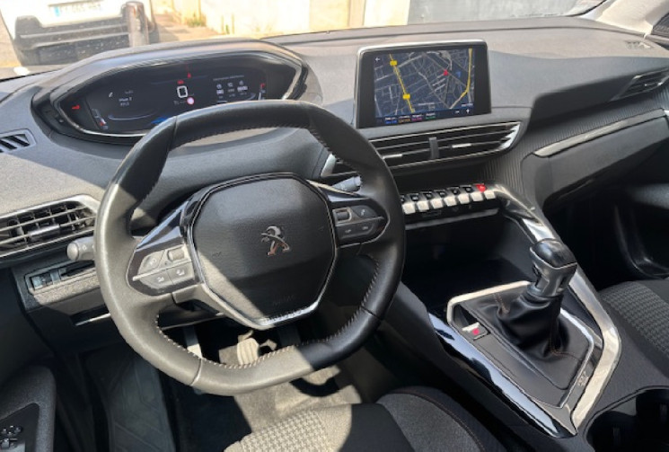 Peugeot 3008 1.5 BLUEHDI 130cv ACTIVE BUSINESS origine France 3eme main 