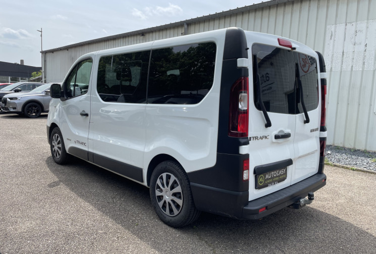 Renault Trafic  Combi L1 1.6 dCi 125 ch energy Life 9 places/79000 km/Attelage