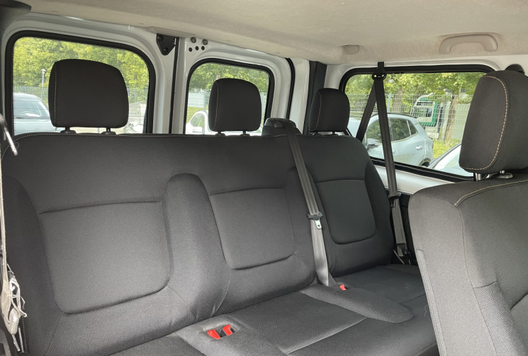 Renault Trafic  Combi L1 1.6 dCi 125 ch energy Life 9 places/79000 km/Attelage