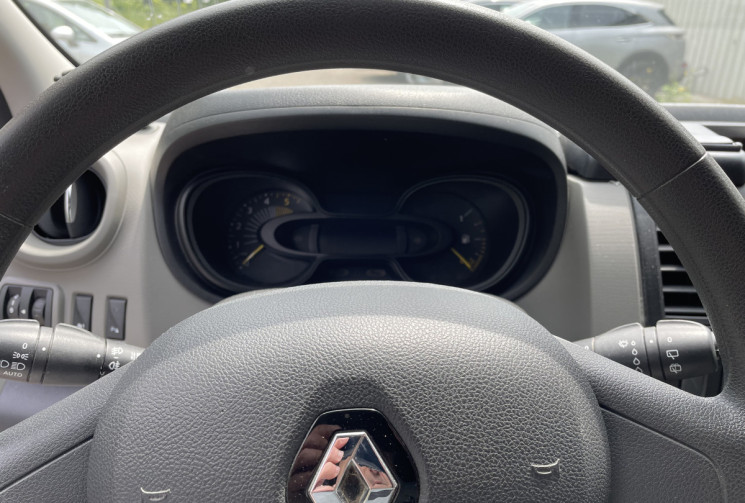 Renault Trafic  Combi L1 1.6 dCi 125 ch energy Life 9 places/79000 km/Attelage