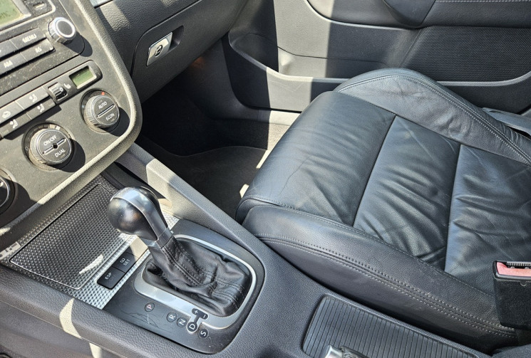 Volkswagen Golf V R32 3.2 V6 TFSI 250 4MOTION DSG6 5P