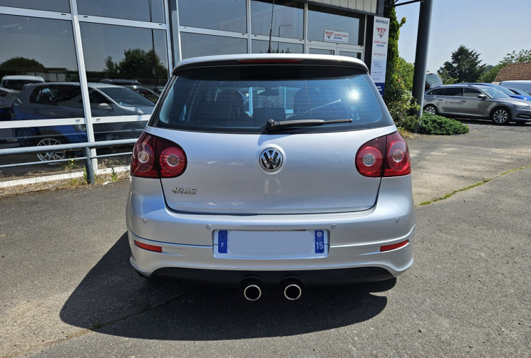 Volkswagen Golf V R32 3.2 V6 TFSI 250 4MOTION DSG6 5P