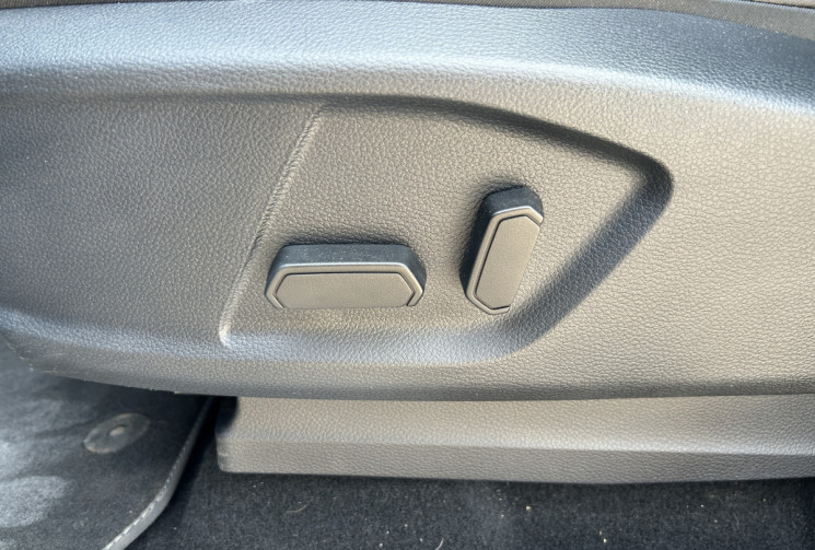 Ford Ranger III (3) 2.0 ECOBLUE 213 Ch DOUBLE CABINE STORMTRAK TVA RECUP