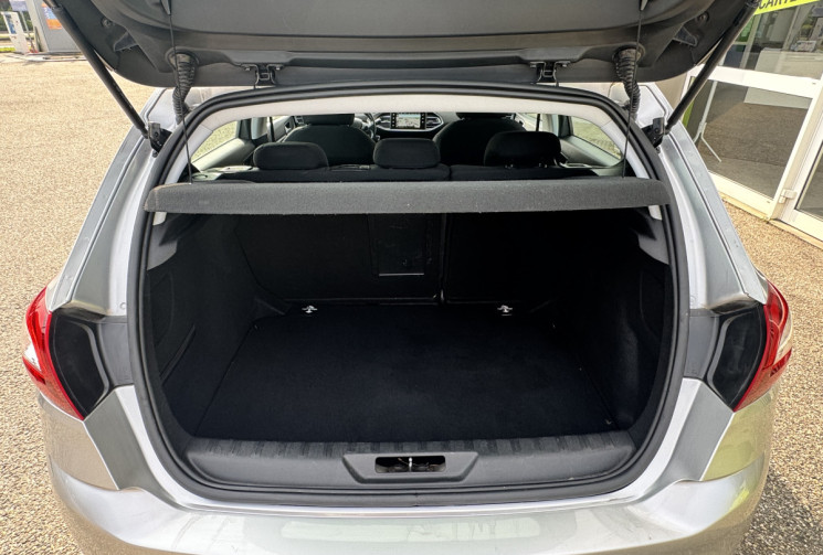 Peugeot 308 II 1.6 BlueHDi EAT6 S&S 120 cv Boîte auto