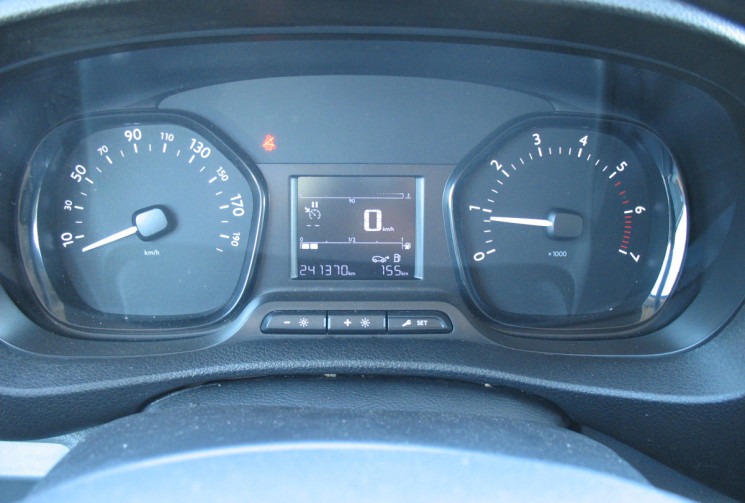 Peugeot Expert M 3 PLACES  Fourgon ISOTHERME REFRIGERE 2.0 HDi 145  12990 HT 241000 km