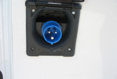 Peugeot Expert M 3 PLACES  Fourgon ISOTHERME REFRIGERE 2.0 HDi 145  12990 HT 241000 km