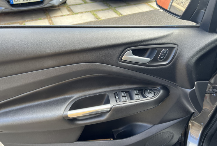 Ford Kuga  II 2.0 TDCi 150 cv ST-LINE