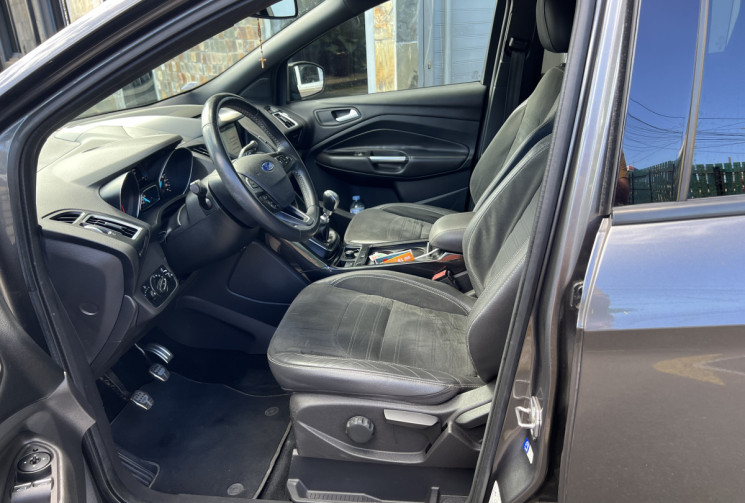 Ford Kuga  II 2.0 TDCi 150 cv ST-LINE