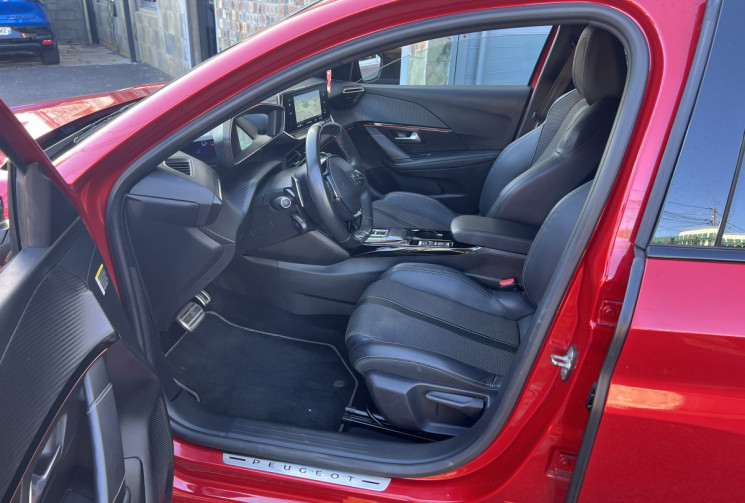 Peugeot 208  II 1.2 PureTech EAT8 130 cv GT