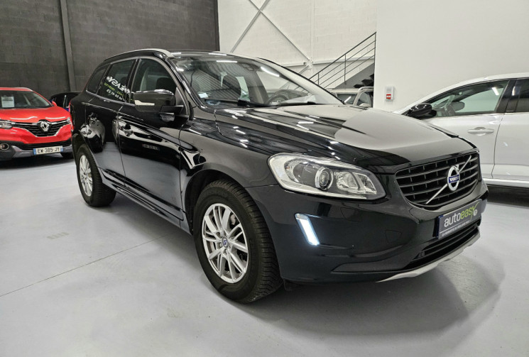 Volvo XC60 D3 150 cv bva momentum