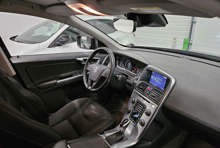 Volvo XC60 D3 150 cv bva momentum