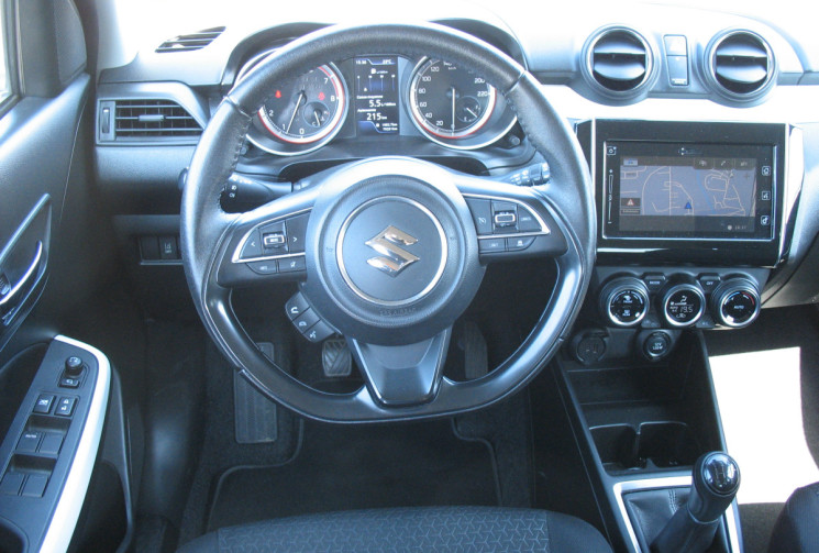 Suzuki Swift 1.2 DUAL JET 90 PRIVILEGE SHVS TOIT GRIS