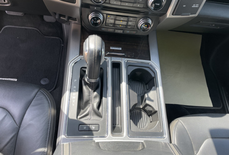 Ford F150 5.0 V8 Flexfuel SuperCrew Platinium *Avec TVA - Sans TVS*
