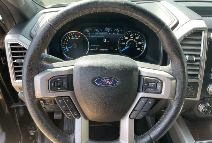 Ford F150 5.0 V8 Flexfuel SuperCrew Platinium *Avec TVA - Sans TVS*