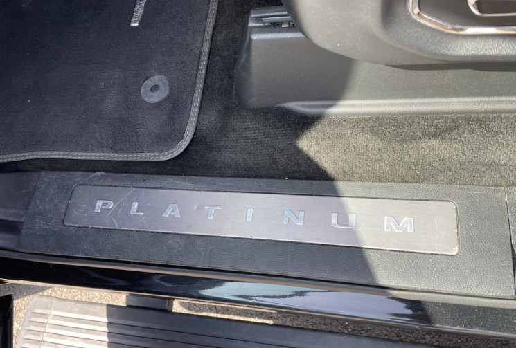 Ford F150 5.0 V8 Flexfuel SuperCrew Platinium *Avec TVA - Sans TVS*