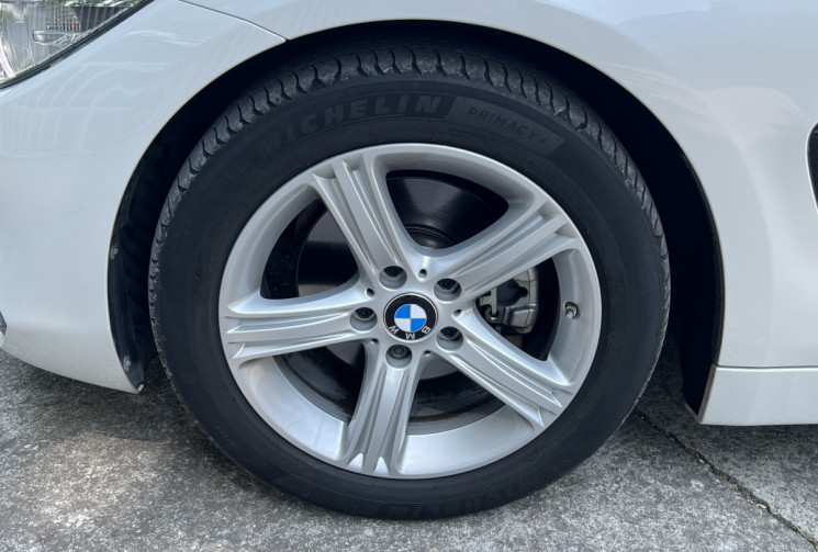 BMW Série 4 Coupé 420dA 190 Sport / Véhicule Français / 2ème Main / Caméra 