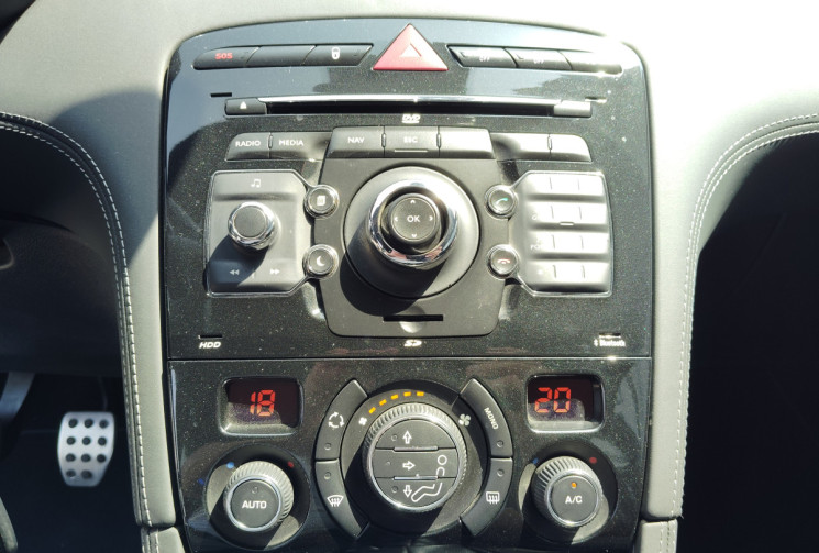 Peugeot RCZ 1.6 THP 16v 200ch