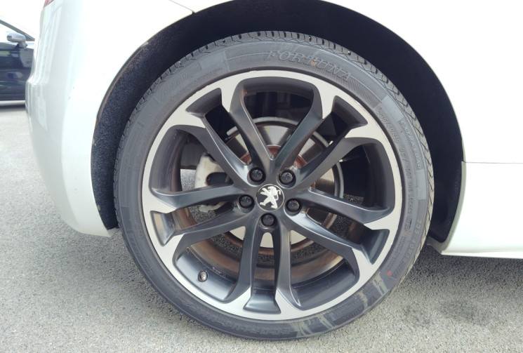 Peugeot RCZ 1.6 THP 16v 200ch