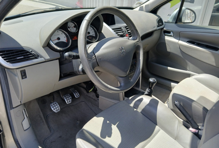 Peugeot 207 1.6 THP 16V 150 Premium