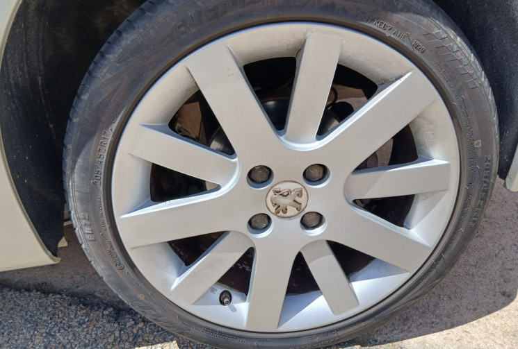 Peugeot 207 1.6 THP 16V 150 Premium