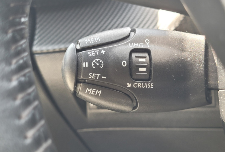 Peugeot 208 1.2 PURETECH 75 S&S BVM5 ACTIVE