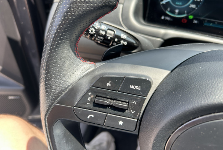 Hyundai Tucson IV 1.6 T-GDI 230 Ch HYBRID N LINE EXECUTIVE BVA6 * TOIT OUVRANT * CARPLAY * GPS