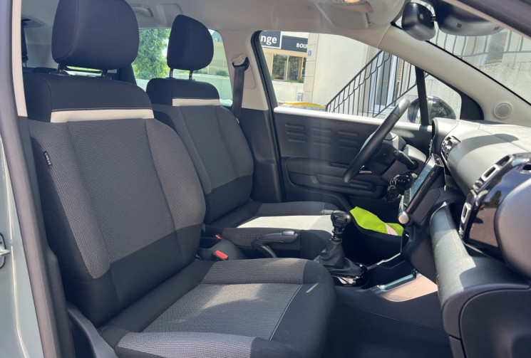 Citroën C3 Aircross Phase 2 1.2 i S&S 110 ch FELL 1ERE MAIN