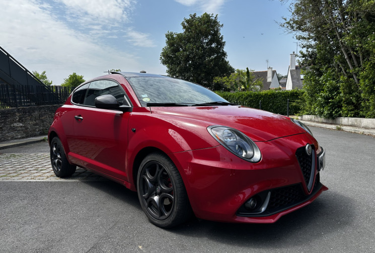 Alfa Romeo MiTo 1.3 JTDM 95ch Imola Toit Ouvrant / Pack Carbone