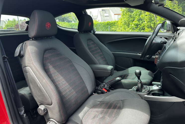 Alfa Romeo MiTo 1.3 JTDM 95ch Imola Toit Ouvrant / Pack Carbone