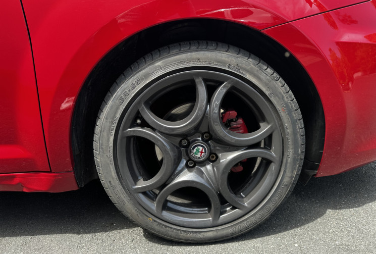 Alfa Romeo MiTo 1.3 JTDM 95ch Imola Toit Ouvrant / Pack Carbone
