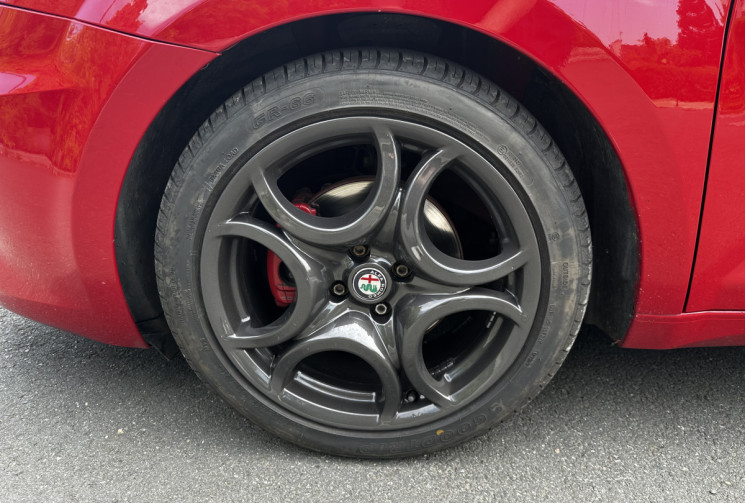 Alfa Romeo MiTo 1.3 JTDM 95ch Imola Toit Ouvrant / Pack Carbone
