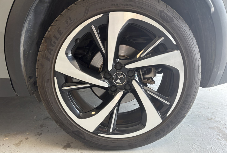 DS DS 7 300 E TENSE 4X4 PERFORMANCE LINE