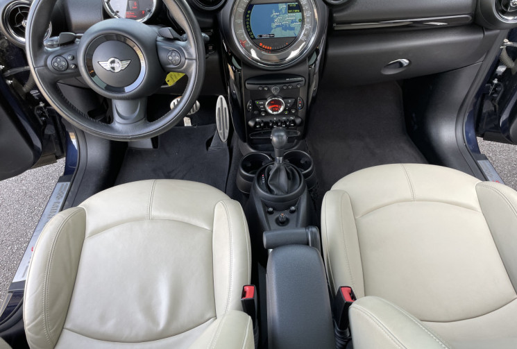 Mini Countryman 2.0 COOPER  SEPTRONIC 143 CV BVA RED HOT CHILI  52000 KMS