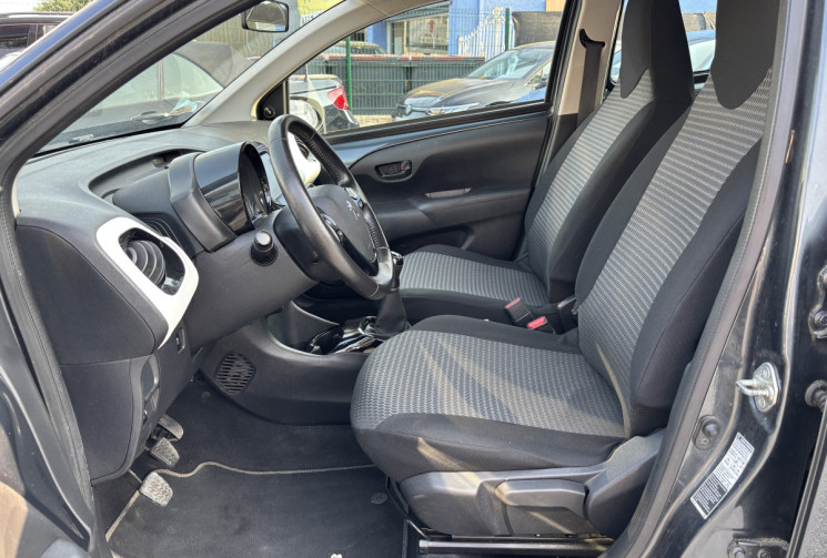Peugeot 108 1.2l 82 ch STYLE 5p 