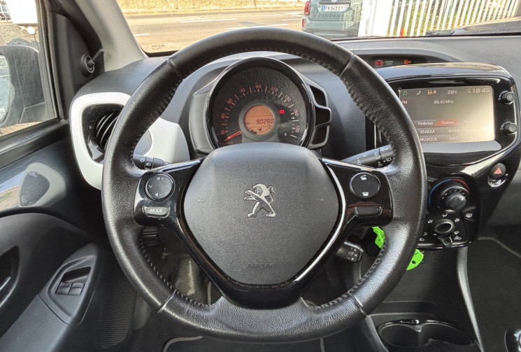 Peugeot 108 1.2l 82 ch STYLE 5p 
