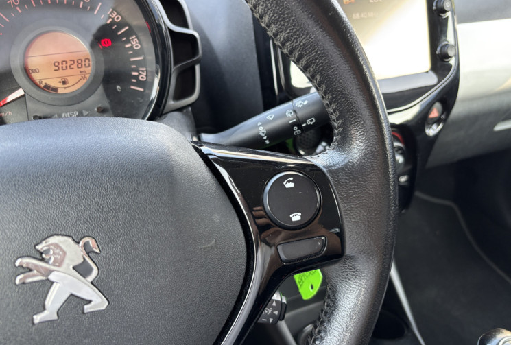 Peugeot 108 1.2l 82 ch STYLE 5p 