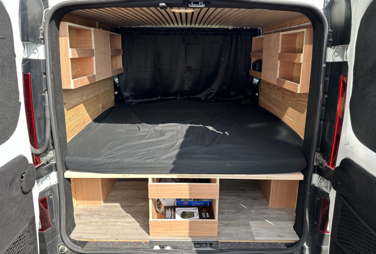 Renault Trafic L2H1 1.6 dCi 125cv Grand confort - Aménagé - Attelage