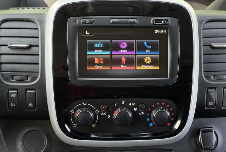 Renault Trafic L2H1 1.6 dCi 125cv Grand confort - Aménagé - Attelage