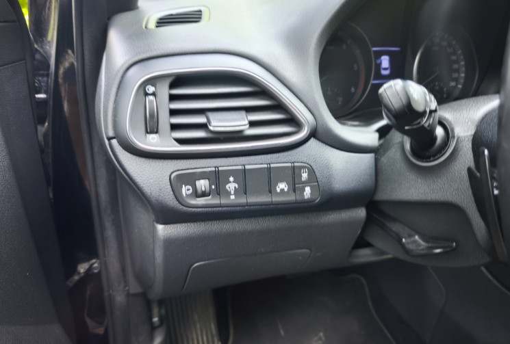 Hyundai i30 1.6 CRDi 115ch Edition Navi DCT-7 