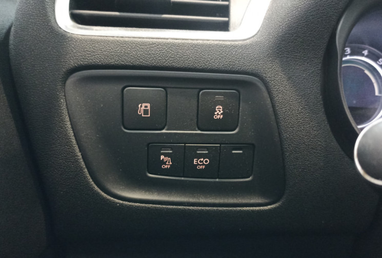 Citroën C4 1.6 HDi 100 ch – Finition Millenium – Kit distribution OK