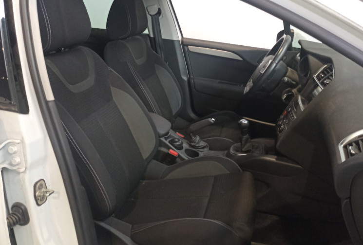 Citroën C4 1.6 HDi 100 ch – Finition Millenium – Kit distribution OK
