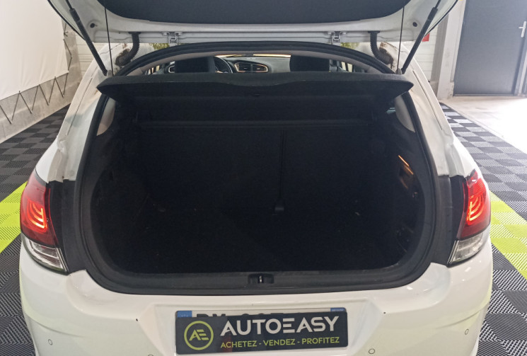 Citroën C4 1.6 HDi 100 ch – Finition Millenium – Kit distribution OK